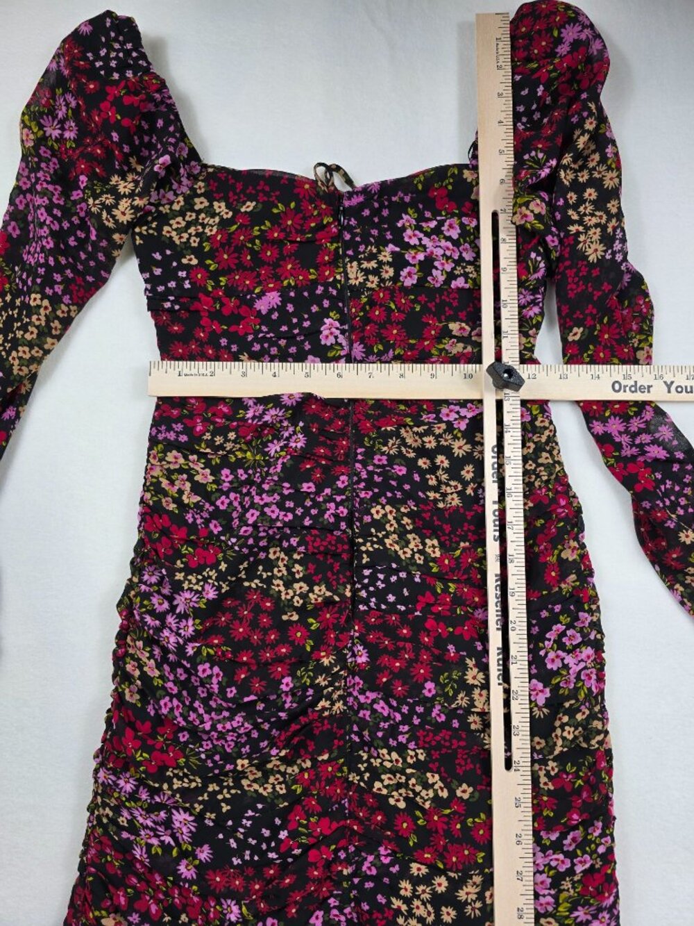 NEW Astr The Label XS Athena Midi Floral Ruched Dress Long Sleeve - Picture 8 of 9